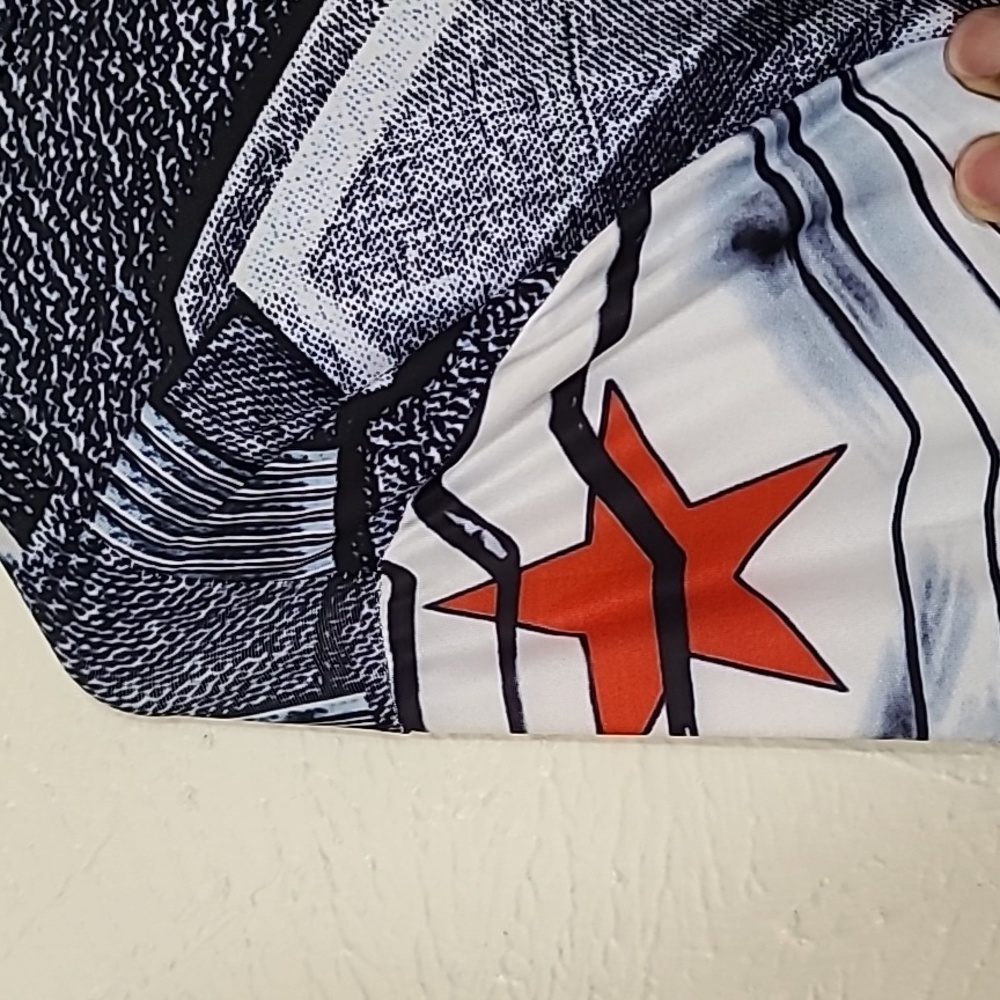 Marvel Winter Soldier Mens Graphic Compression Long Sleeve 3D Print Shirt Sz 2XL - Picture 12 of 15